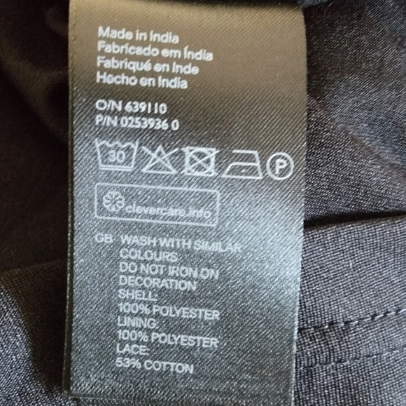 H&M Mama, Black‎ Lace Beaded Maternity Blouse, Size Medium, New with Tags - Picture 7 of 8